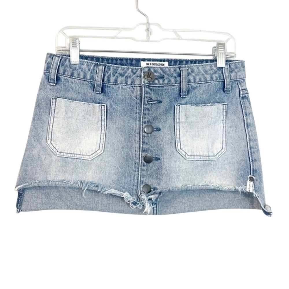 One x OneTeaspoon Le Cat Mini Denim Skirt Light Wash Blue Size 25 Button Front